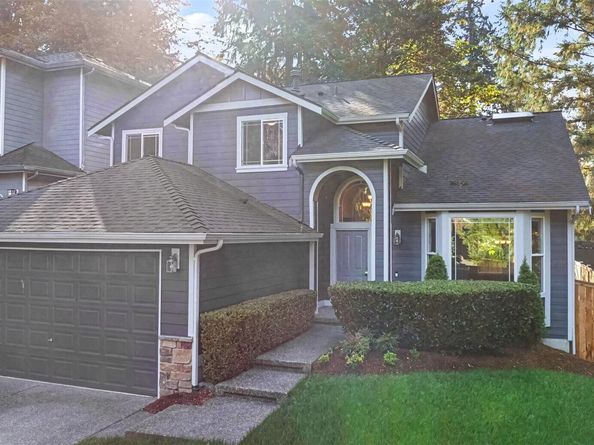 1332 196th Place SW, Lynnwood WA 98036