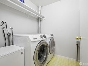 7250 Old Redmond Road E119, Redmond WA 98052