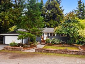 5839 NE 197th Street, Kenmore WA 98028