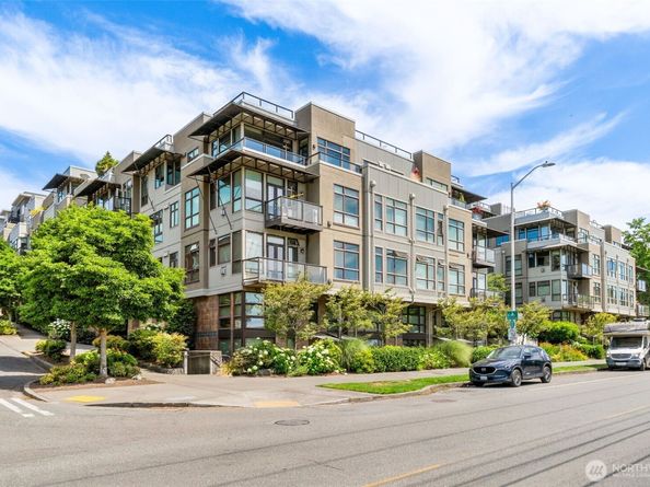 1700 N Northlake Way 105, Seattle WA 98103