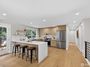 17409 NE 136th Street, Redmond WA 98052