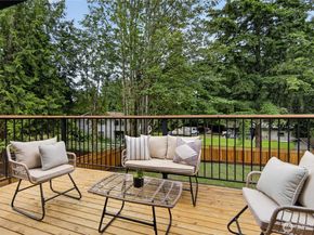 17409 NE 136th Street, Redmond WA 98052