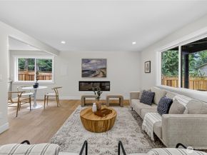 17409 NE 136th Street, Redmond WA 98052