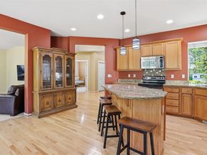 16820 166th Place SE, Renton WA 98058