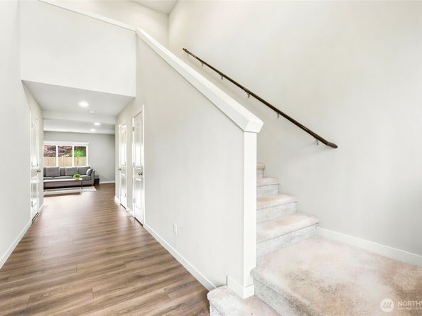 14926 18th Ave W, Lynnwood WA 98087
