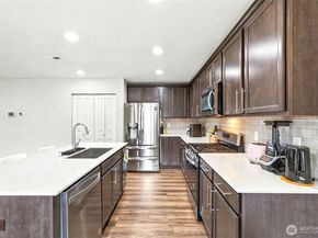 14926 18th Ave W, Lynnwood WA 98087