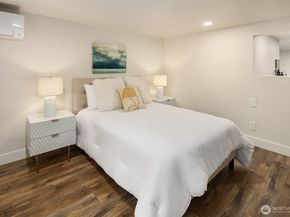 1307 W Boston Street, Seattle WA 98119