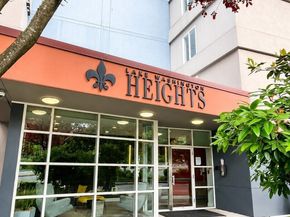 15020 Bothell Way NE 204, Lake Forest Park WA 98155