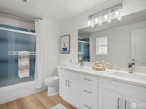 8803 15th Avenue NE, Seattle WA 98115