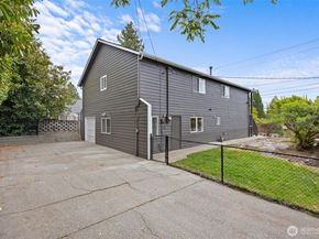 8803 15th Avenue NE, Seattle WA 98115