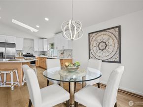 8803 15th Avenue NE, Seattle WA 98115