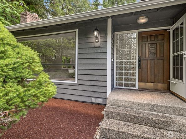 26055 SE 152 Street, Issaquah WA 98027