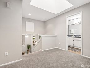 26055 SE 152 Street, Issaquah WA 98027