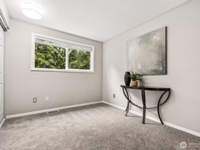 26055 SE 152 Street, Issaquah WA 98027