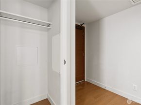 583 Battery Street 3602N, Seattle WA 98121