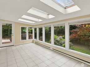 3815 NE 113th Street, Seattle WA 98125