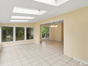 3815 NE 113th Street, Seattle WA 98125