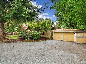 3815 NE 113th Street, Seattle WA 98125
