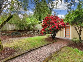 3815 NE 113th Street, Seattle WA 98125