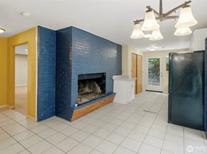 3815 NE 113th Street, Seattle WA 98125