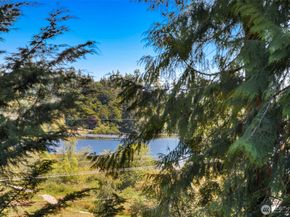 23321 75th Avenue W, Edmonds WA 98026