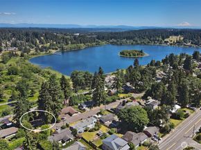 23321 75th Avenue W, Edmonds WA 98026