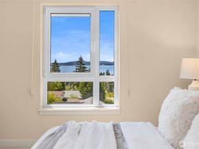 5001 California Avenue SW 504, Seattle WA 98136