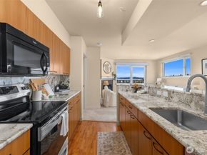 5001 California Avenue SW 504, Seattle WA 98136