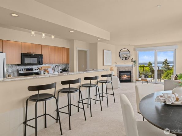 5001 California Avenue SW 504, Seattle WA 98136