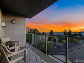 5001 California Avenue SW 504, Seattle WA 98136
