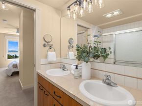 5001 California Avenue SW 504, Seattle WA 98136