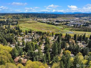 17427 NE 88th Place, Redmond WA 98052