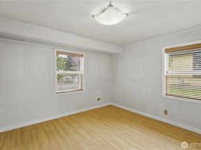 9831 33rd Avenue SW, Seattle WA 98126
