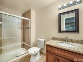 17208 NE 45th Street 66, Redmond WA 98052