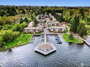 17208 NE 45th Street 66, Redmond WA 98052