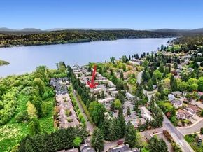 17208 NE 45th Street 66, Redmond WA 98052