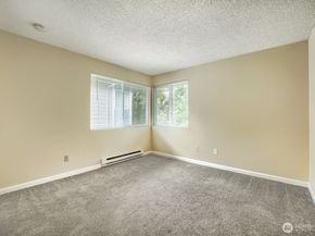 17208 NE 45th Street 66, Redmond WA 98052