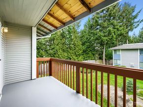 17208 NE 45th Street 66, Redmond WA 98052