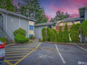 17208 NE 45th Street 66, Redmond WA 98052