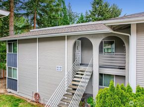 17208 NE 45th Street 66, Redmond WA 98052