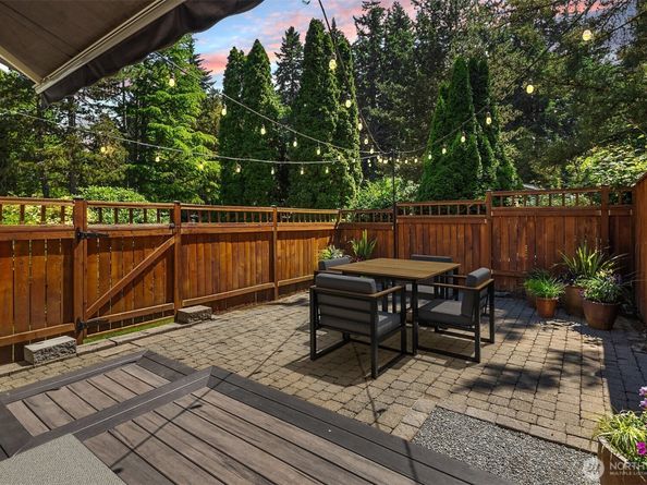 11807 NE 105th Court, Kirkland WA 98033
