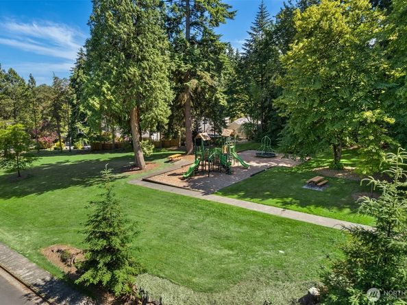 11807 NE 105th Court, Kirkland WA 98033