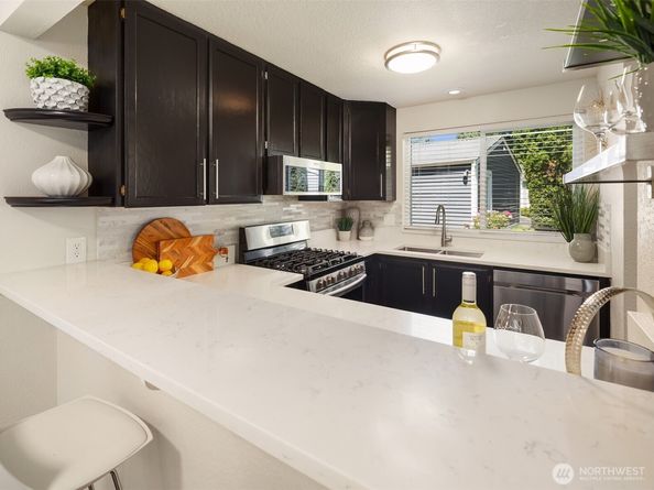 11807 NE 105th Court, Kirkland WA 98033