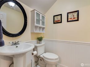 4844 NW Walgren Drive, Silverdale WA 98383