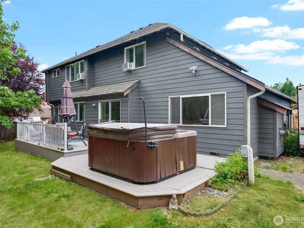 4844 NW Walgren Drive, Silverdale WA 98383