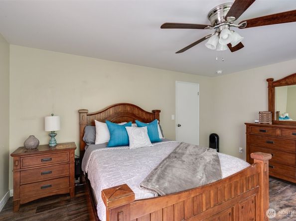 4844 NW Walgren Drive, Silverdale WA 98383