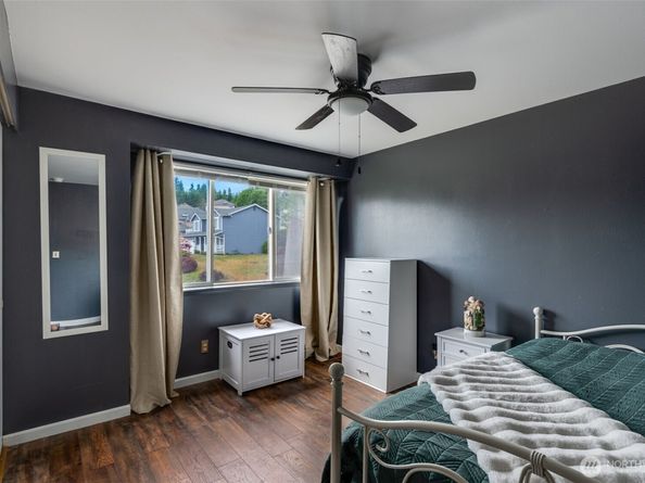 4844 NW Walgren Drive, Silverdale WA 98383