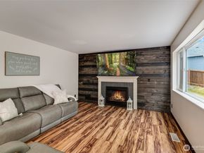 4844 NW Walgren Drive, Silverdale WA 98383