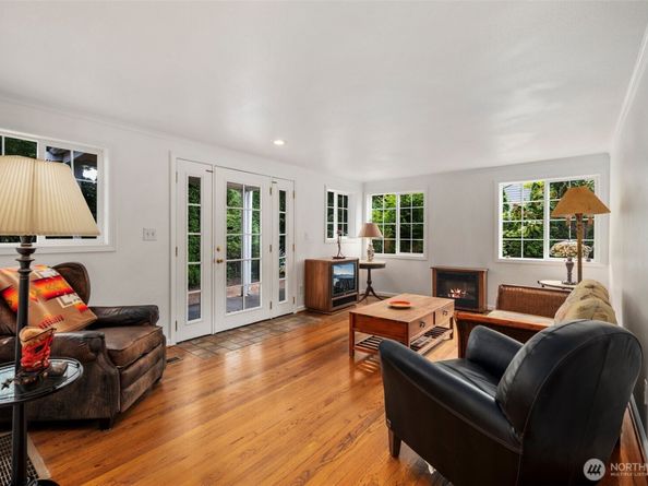 14023 Meridian Avenue N, Seattle WA 98133