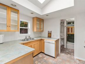 14023 Meridian Avenue N, Seattle WA 98133